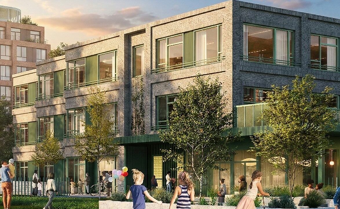 Девелоперы строят школы в Варшаве — но оправдано ли это на фоне демографического спада